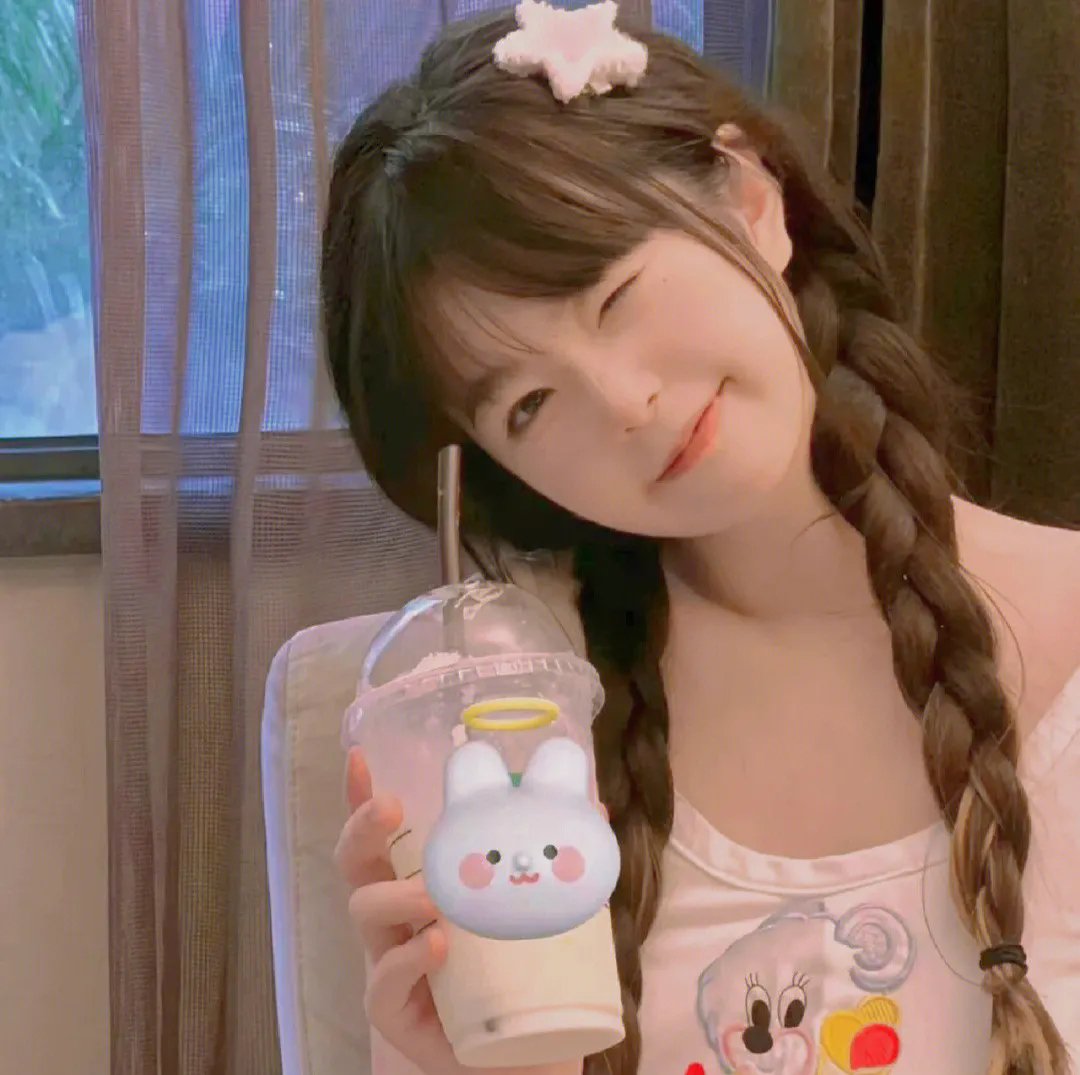冰球坏小子2